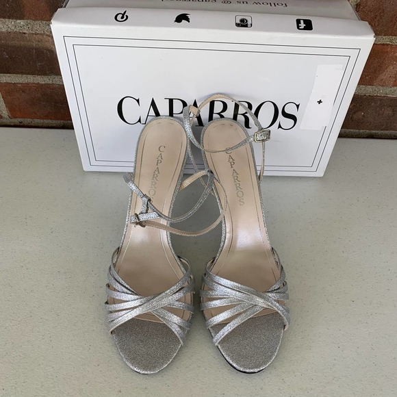 Caparros Quayliah Silver Flame Ankle Strap Heeled Sandals Women's US size 10M - Picture 2 of 8